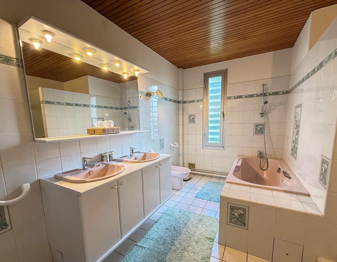 House in Yvrac, Nouvelle-Aquitaine, France 4 - 17092581
