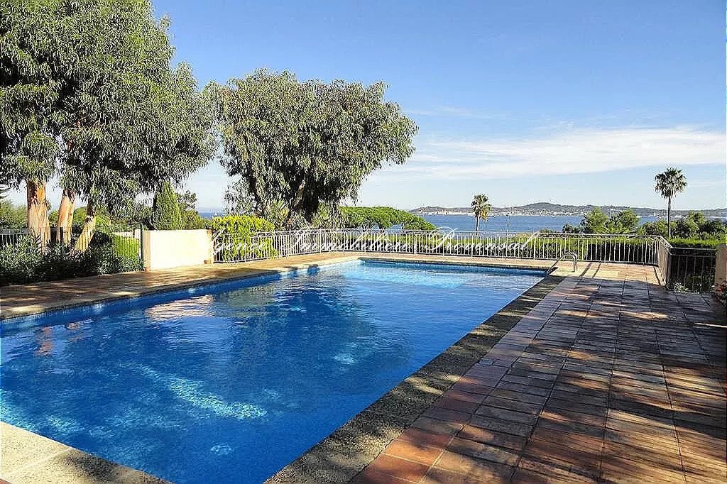 Villa in Grimaud, Provence-Alpes-Côte d'Azur, France 5 - 17090783