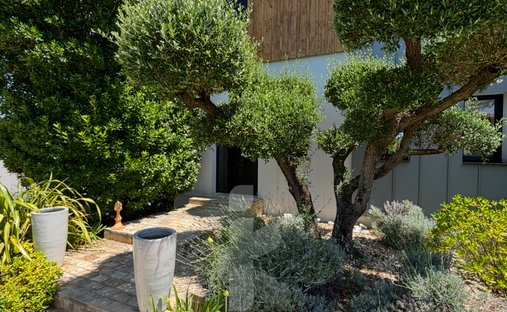 House in Aiguillon-Port, La Teste-de-Buch, France 1