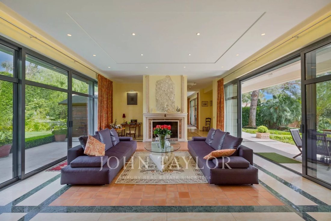 Villa à Antibes, Provence-Alpes-Côte d'Azur, France 5 - 10752613