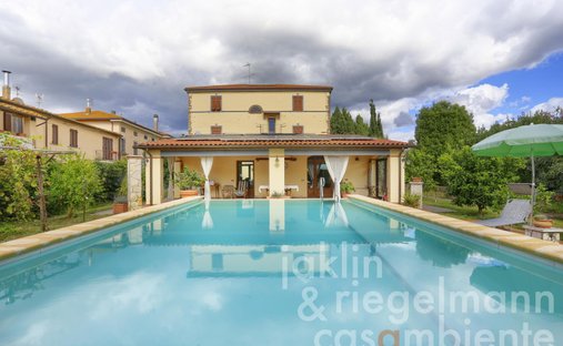 House in Castagneto Carducci, Tuscany, Italy 1