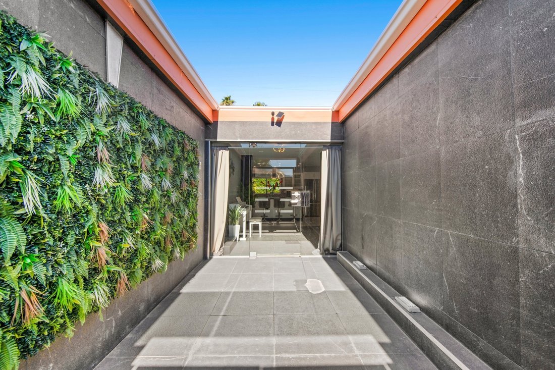 House in Palm Springs, California, United States 4 - 17090013