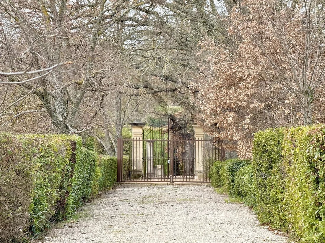 Estate in Plateau de Puyricard-La Trévaresse, Aix-en-Provence, France 5 - 17090204
