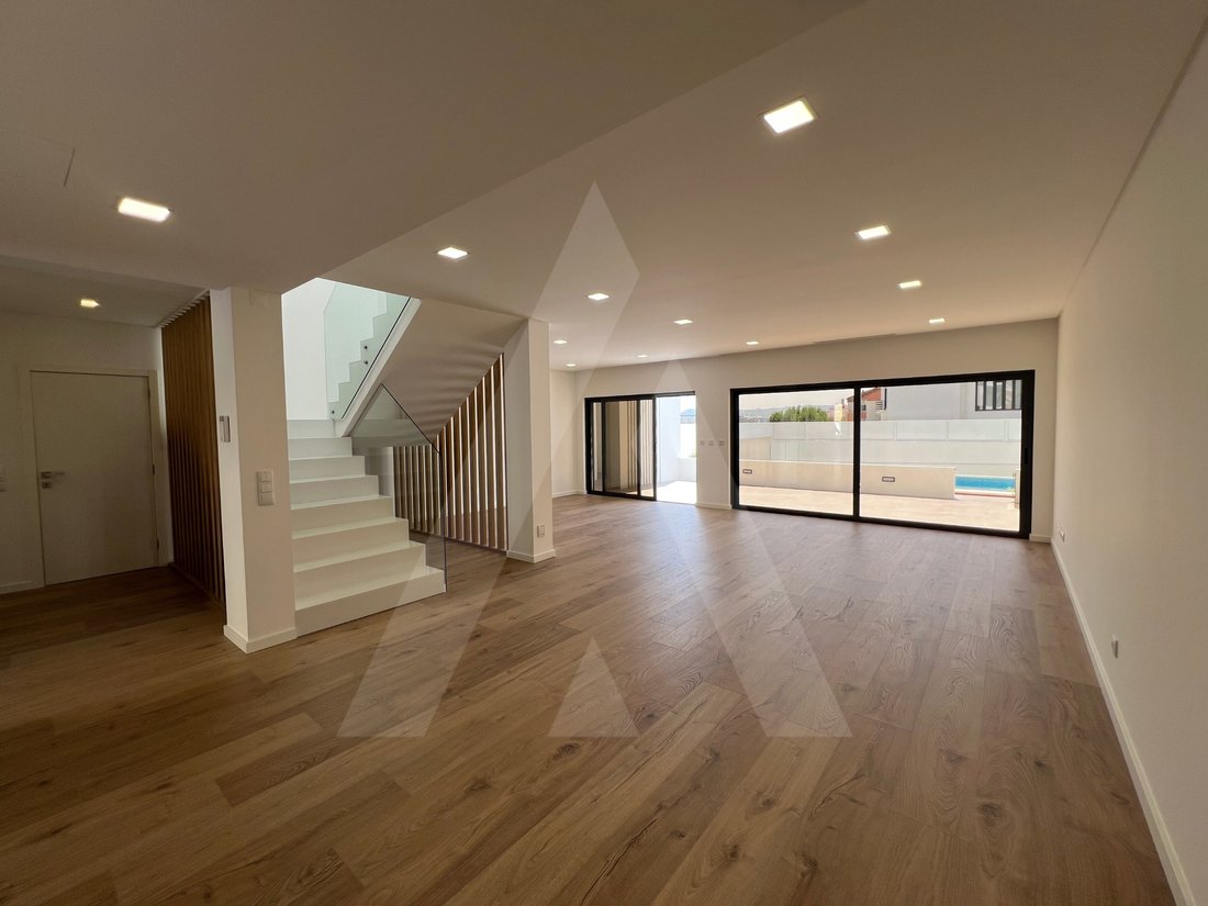 House in Loures, Lisbon, Portugal 1 - 17091263