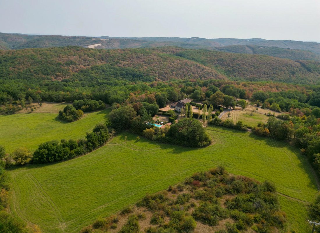 Estate in Carlux, Nouvelle-Aquitaine, France 1 - 16500997