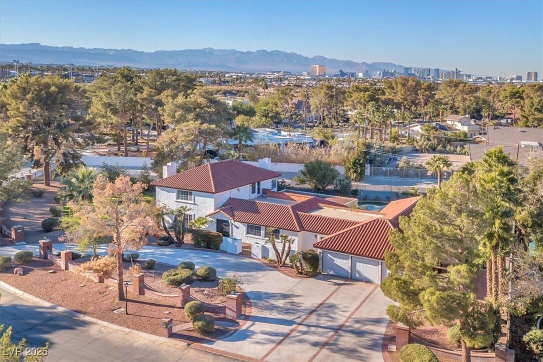 House in Las Vegas, Nevada, United States 1 - 17091378