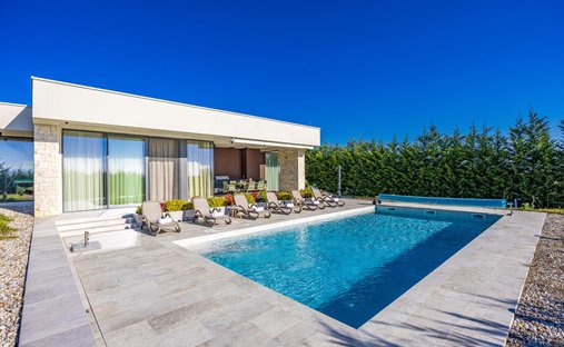 Villa à Brtonigla, Istrie, Croatie 1
