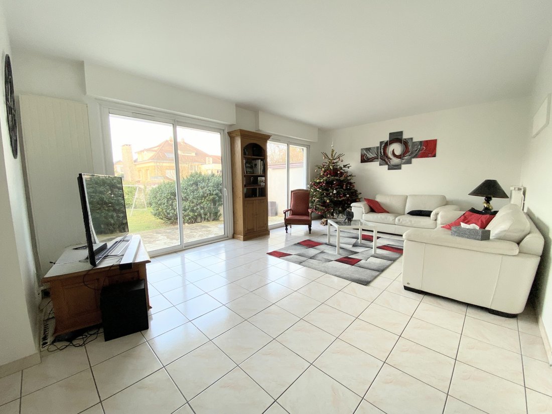 House in Faisanderie Haut, Villeneuve-le-Roi, France 1 - 17092699