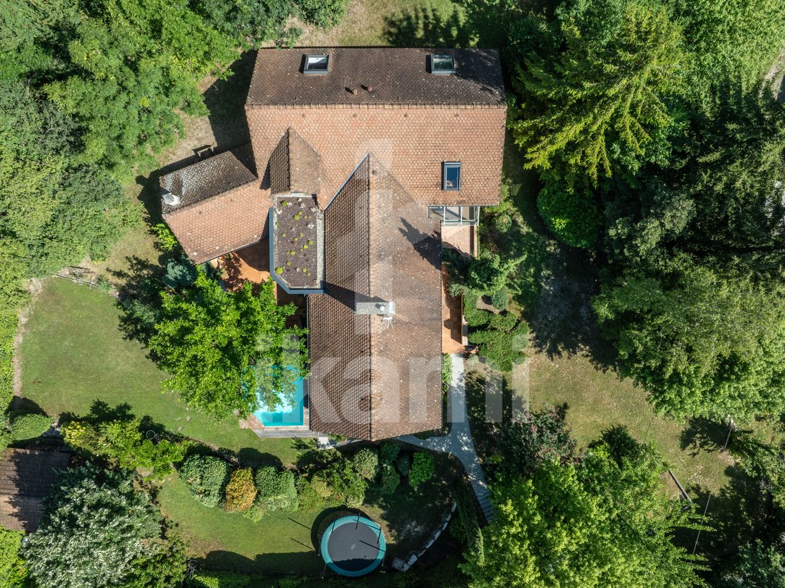 House in Corenc, Auvergne-Rhône-Alpes, France 1 - 17092328