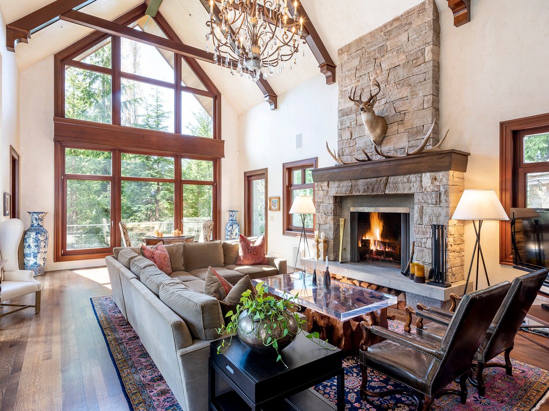 House in Whistler, British Columbia, Canada 5 - 17096256
