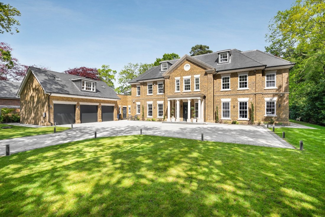 House in South Ascot, England 1 - 17090440