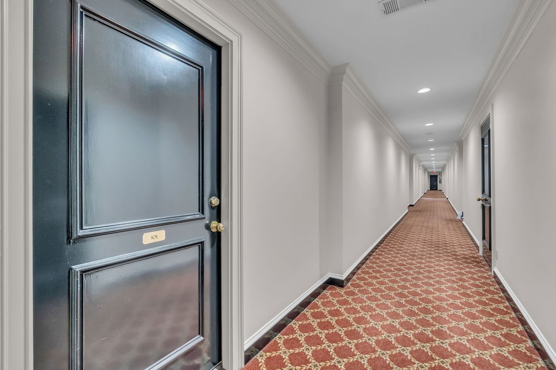 Condo in Nashville, Tennessee, United States 4 - 17093902
