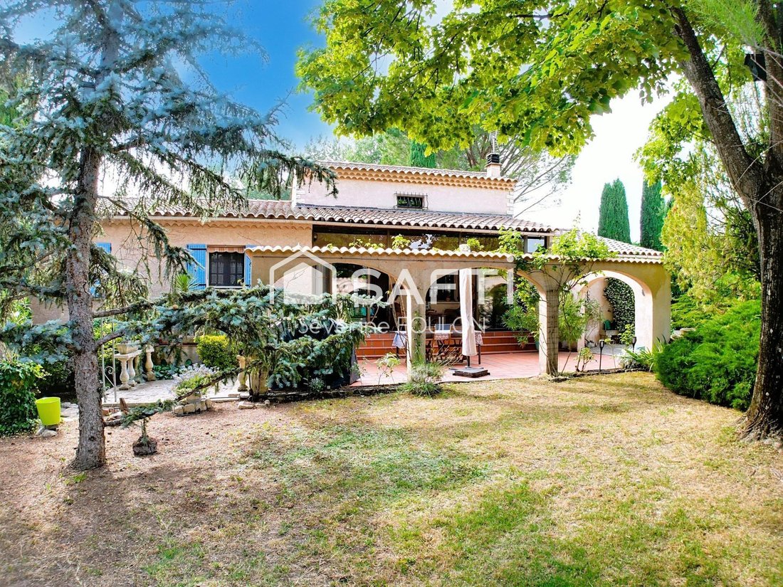 House in Gargas, Provence-Alpes-Côte d'Azur, France 1 - 17092541