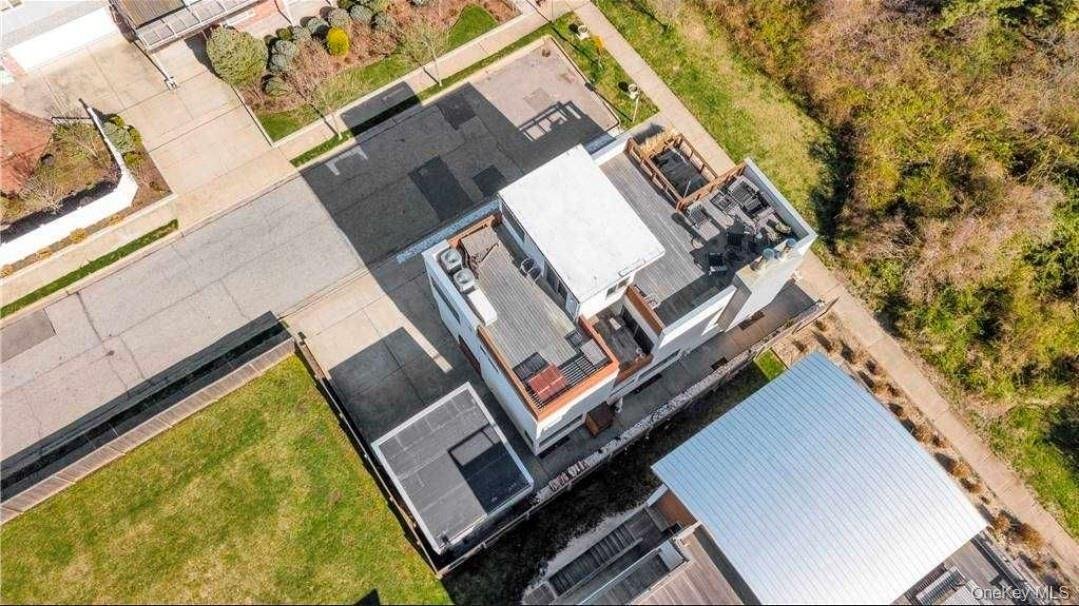 House in Long Beach, New York, United States 2 - 17094905