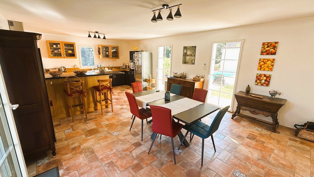 House in Saint-Fortunat-sur-Eyrieux, Auvergne-Rhône-Alpes, France 3 - 17092519