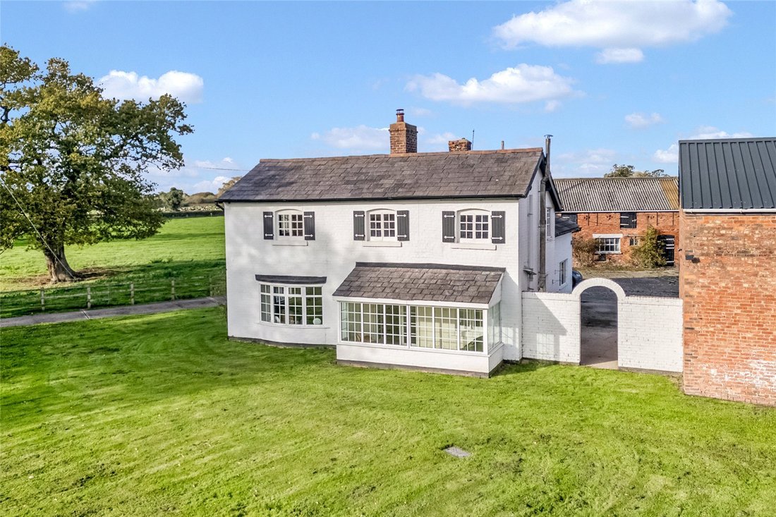 Farm Ranch in Cheshire West und Chester, England 5 - 17089395