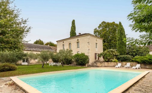 House in Montcuq, Montcuq-en-Quercy-Blanc, France 1