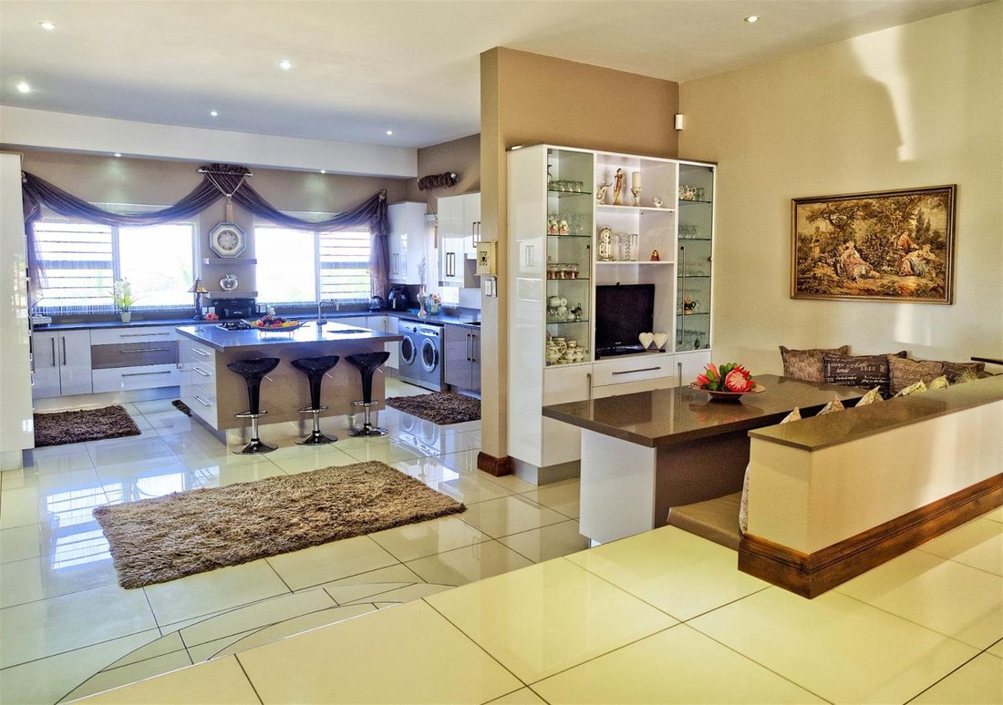 House in Walkers Fruit Farms AH, Vaal Marina, South Africa 4 - 17091406
