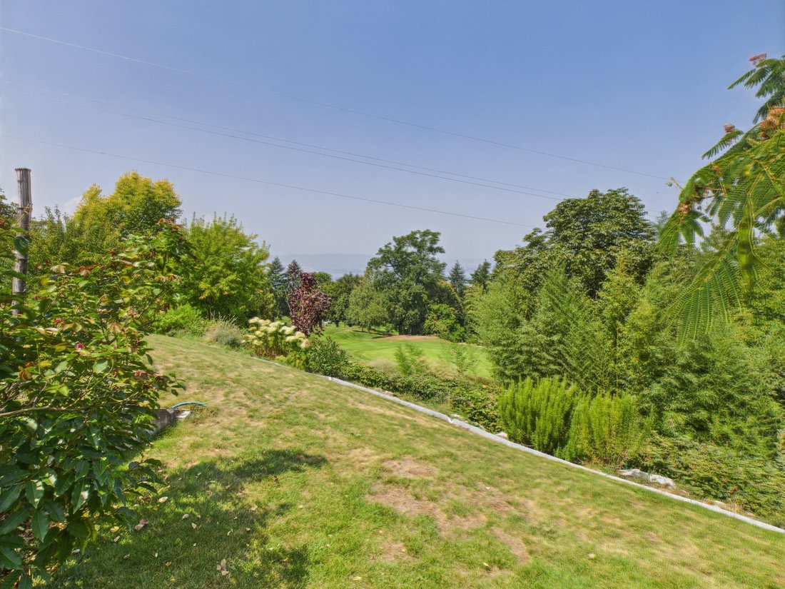 House in Evian-les-Bains, Auvergne-Rhône-Alpes, France 4 - 17092386