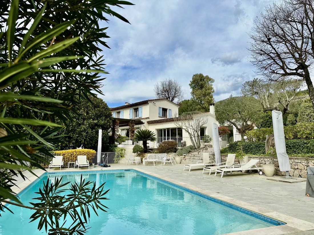 Villa in La Turbie, Provence-Alpes-Côte d'Azur, France 1 - 17091883