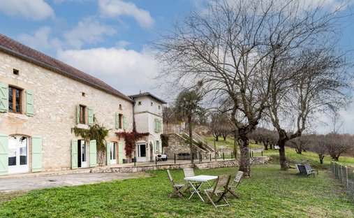 House in Saint-Amans-de-Pellagal, Occitania, France 1
