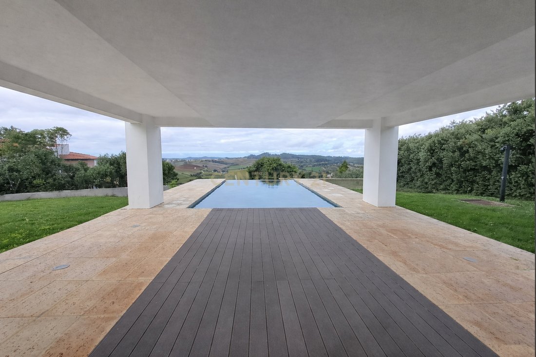 Villa in Santa Maria, Sao Pedro e Matacaes, Lisbon, Portugal 3 - 16028500