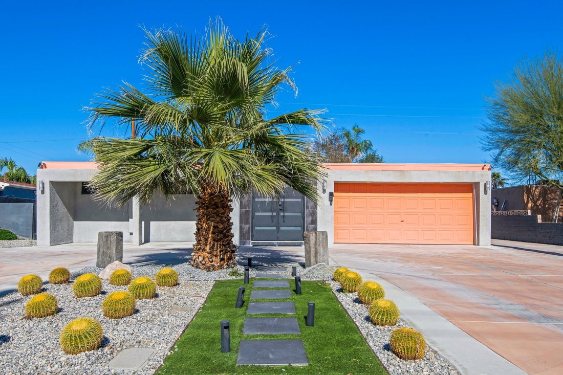 House in Palm Springs, California, United States 2 - 17090013
