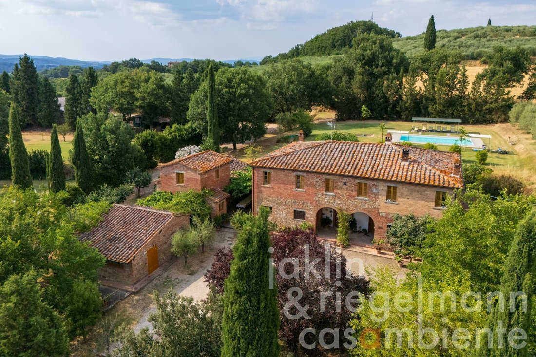 House in Foiano della Chiana, Tuscany, Italy 1 - 15980573