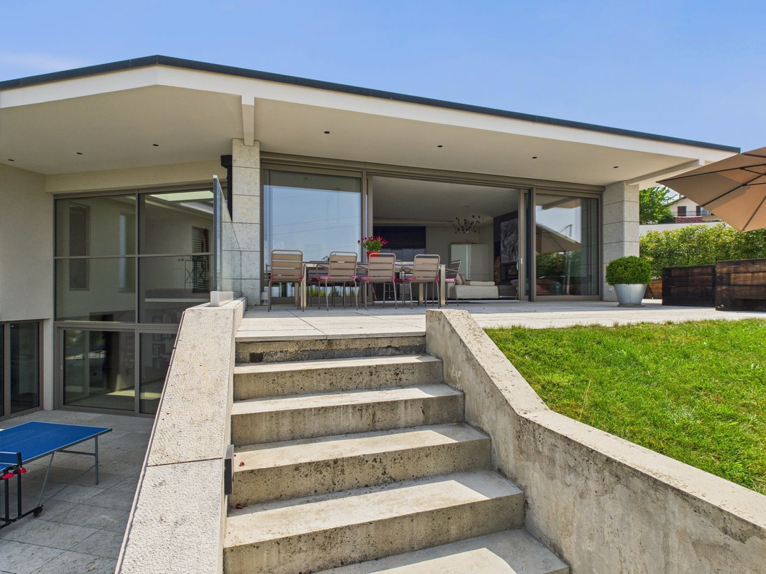 House in Evian-les-Bains, Auvergne-Rhône-Alpes, France 2 - 17092386