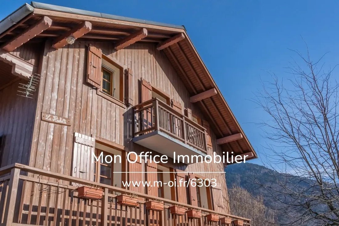 Chalet in Samoens, Auvergne-Rhône-Alpes, France 1 - 17094999