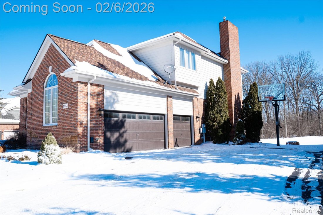 House in Beverly Hills, Michigan, United States 2 - 17087424