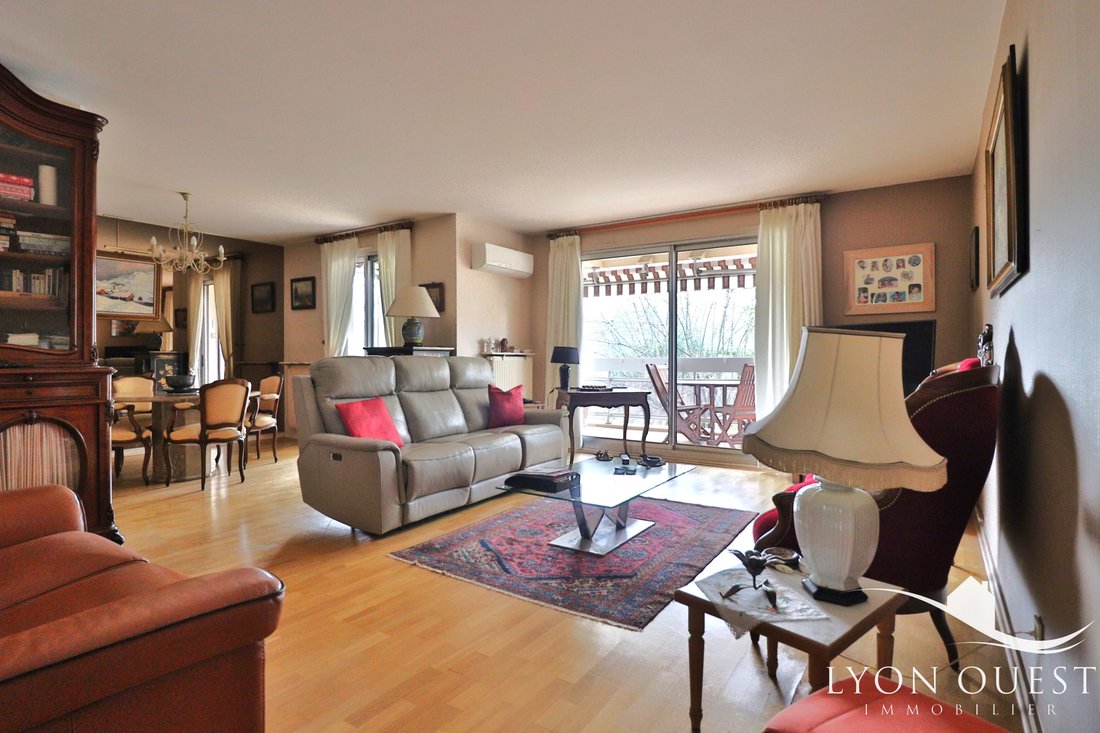 Apartment in Charbonnieres-les-Bains, Auvergne-Rhône-Alpes, France 4 - 17090458