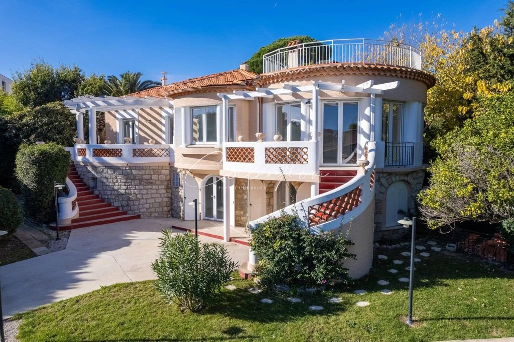 Villa in Antibes, Provence-Alpes-Côte d'Azur, France 2 - 17091909