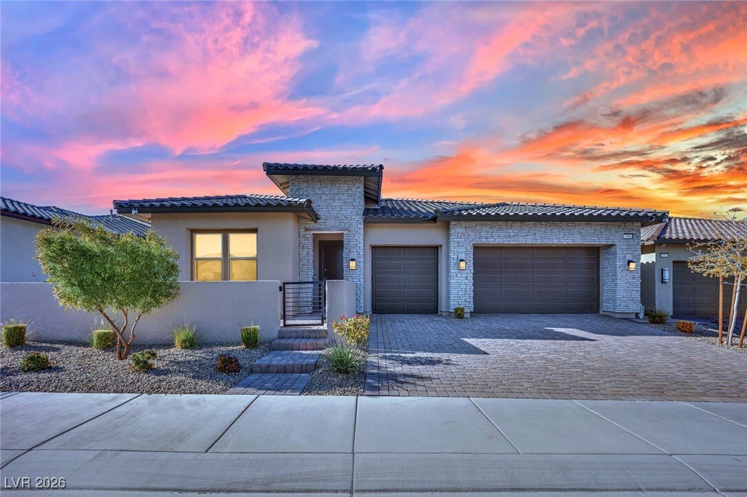 House in Las Vegas, Nevada, United States 1 - 17093601