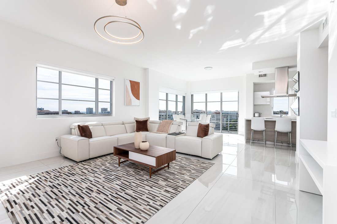 Condo in Boca Raton, Florida, United States 1 - 17093640