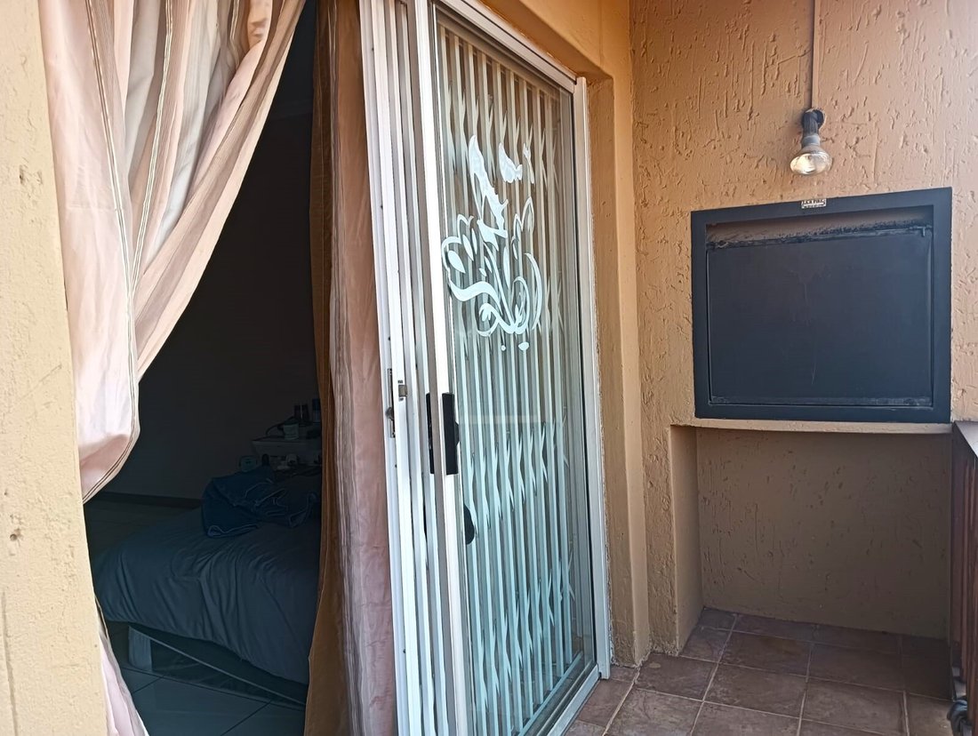 Country House in Vereeniging, Gauteng, South Africa 2 - 17091405