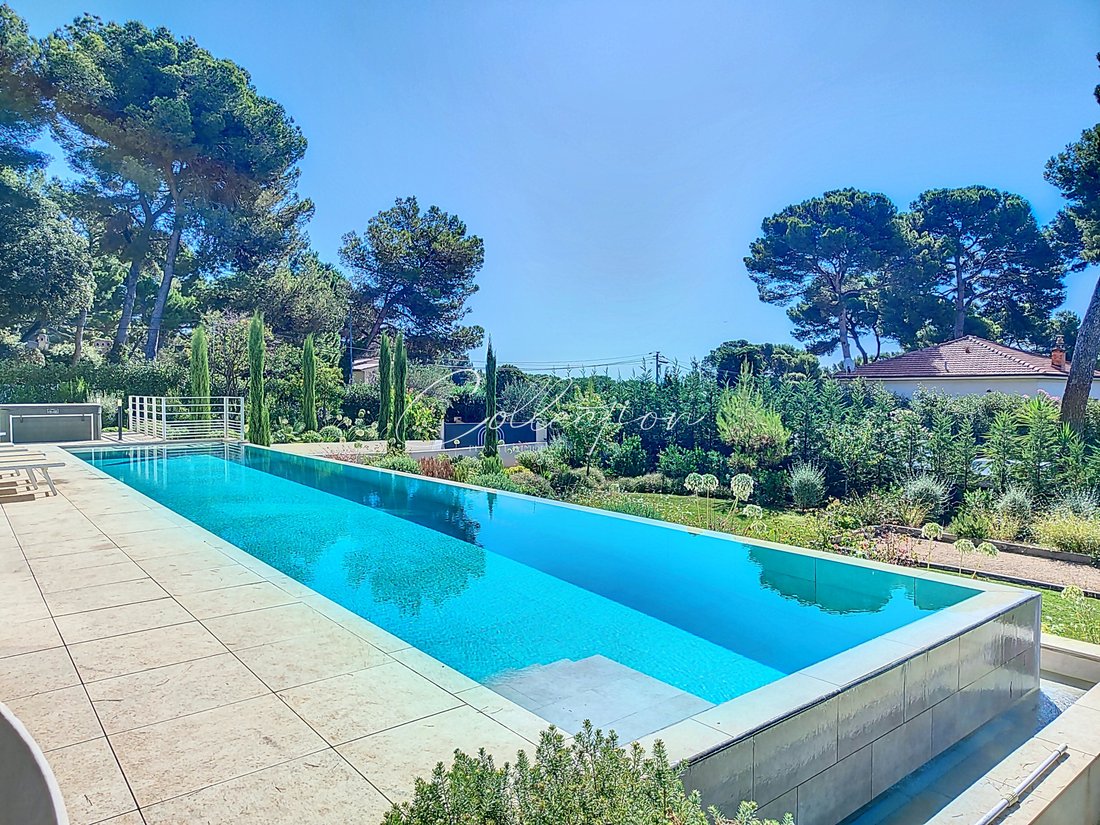 Villa in Antibes, Provence-Alpes-Côte d'Azur, France 5 - 17091685