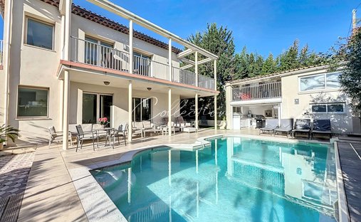 Villa in Juan les Pins-Gallice, Antibes, France 1