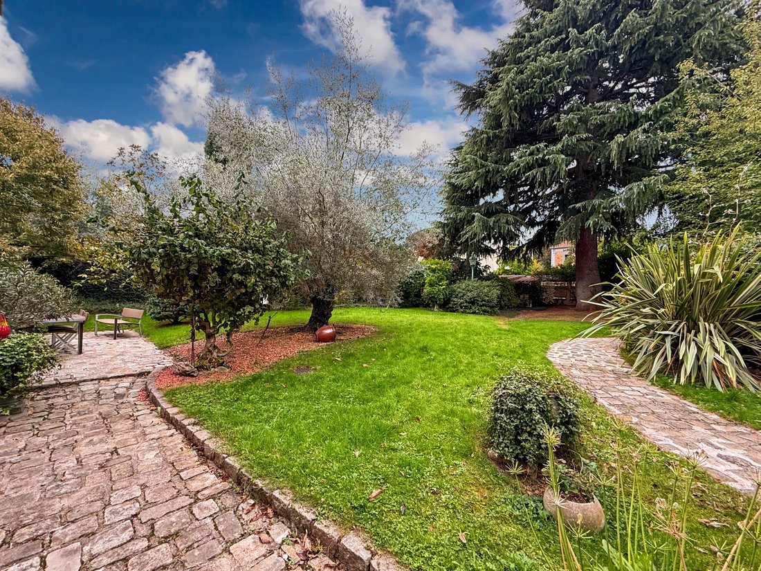 House in Les Orchidees, Limeil-Brevannes, France 4 - 17093428