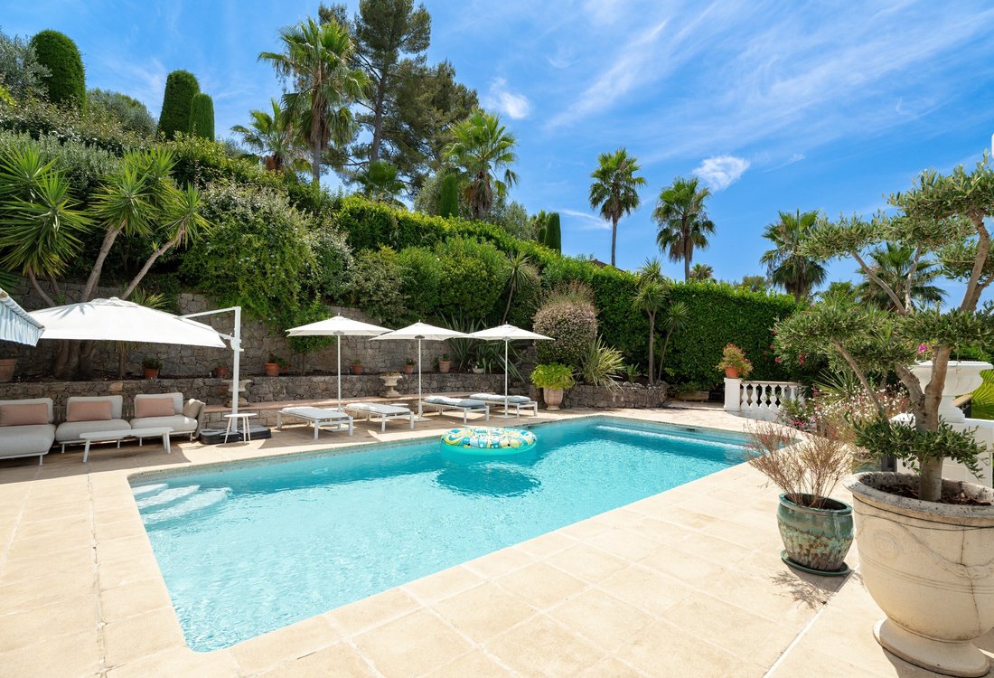 Casa en Mougins, Provenza-Alpes-Costa Azul, Francia 2 - 17091273