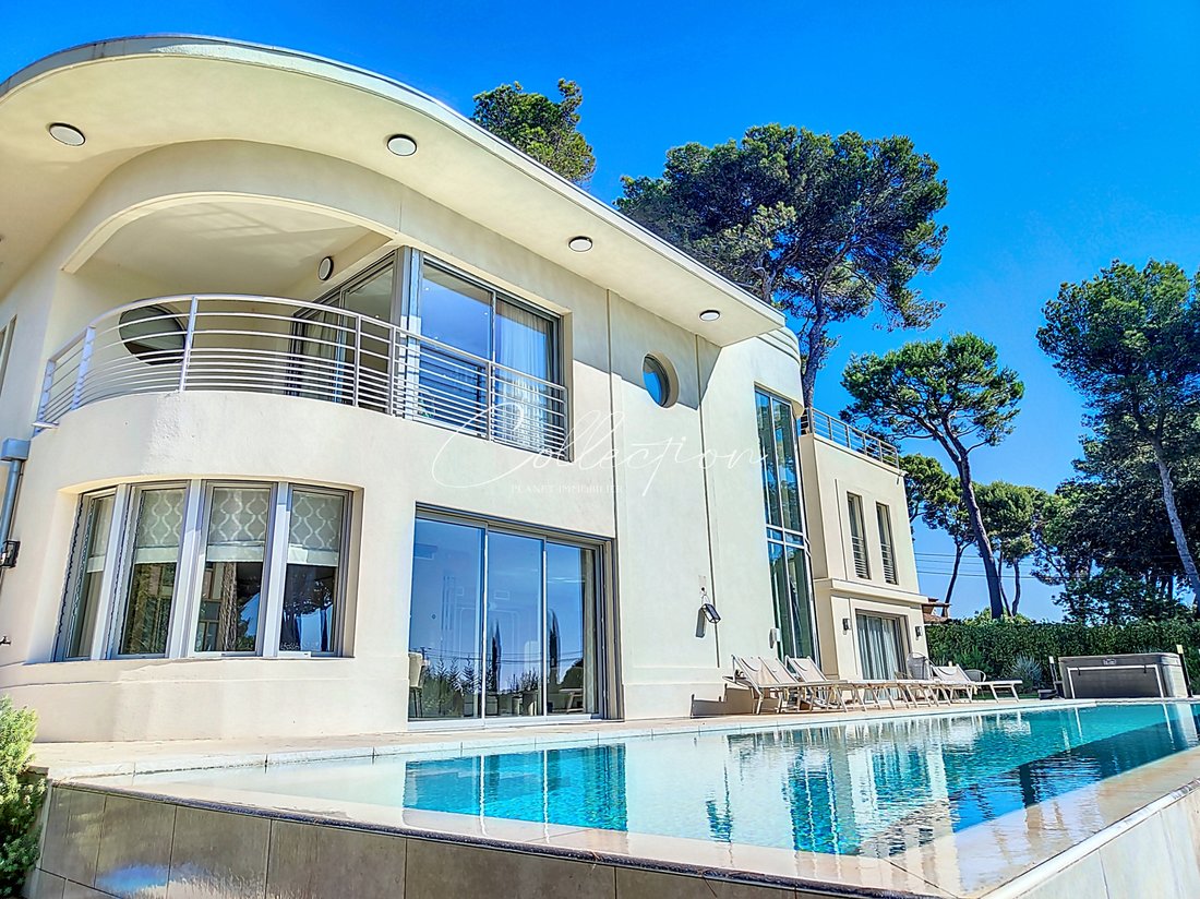 Villa in Antibes, Provence-Alpes-Côte d'Azur, France 4 - 17091685