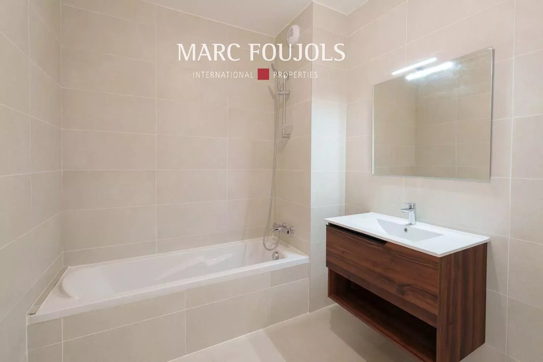 Apartment in Europe, Le Cannet, France 5 - 17090150