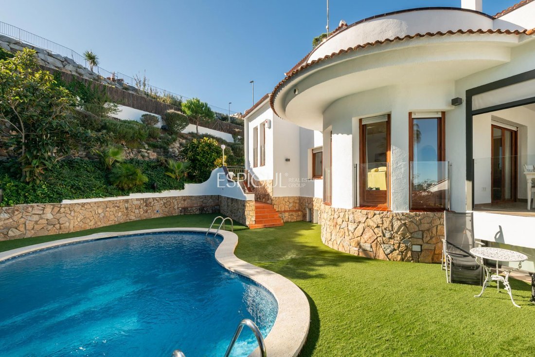 Villa in Arenys de Mar, Catalonia, Spain 5 - 17094457
