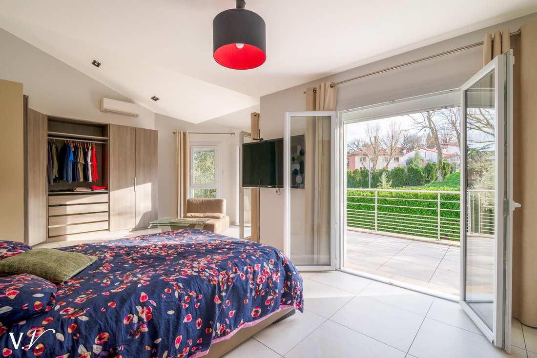 House in Marnac, Ramonville-Saint-Agne, France 2 - 17090521