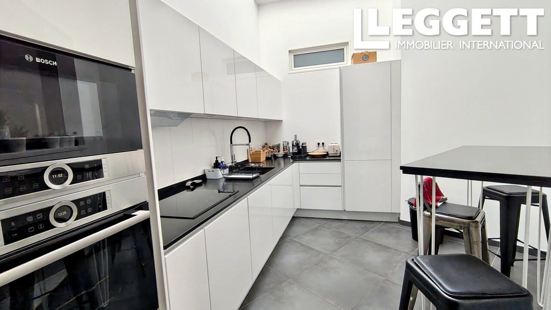 Apartment in Hôtel de Ville-Quinconce-Saint Seurin-Fondaudège, Bordeaux, France 4 - 16907148