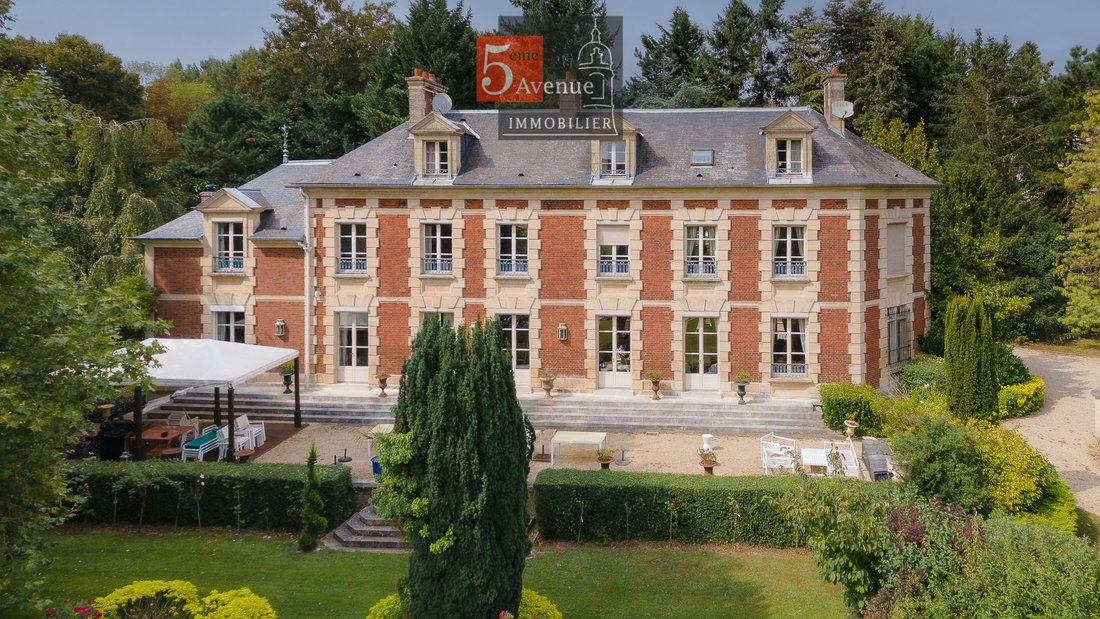 House in Chantilly, Hauts-de-France, France 1 - 17091763