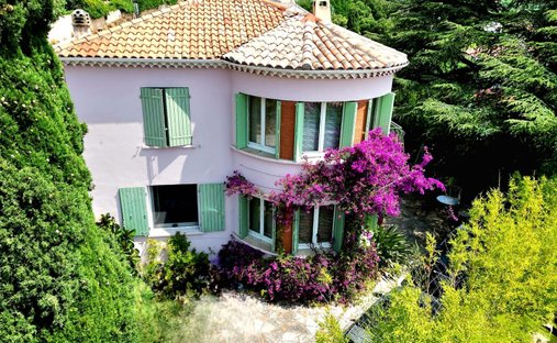 Villa in Nord Est, Bormes-les-Mimosas, France 1