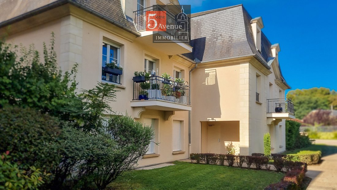 Apartment in Senlis, Hauts-de-France, France 1 - 17091873