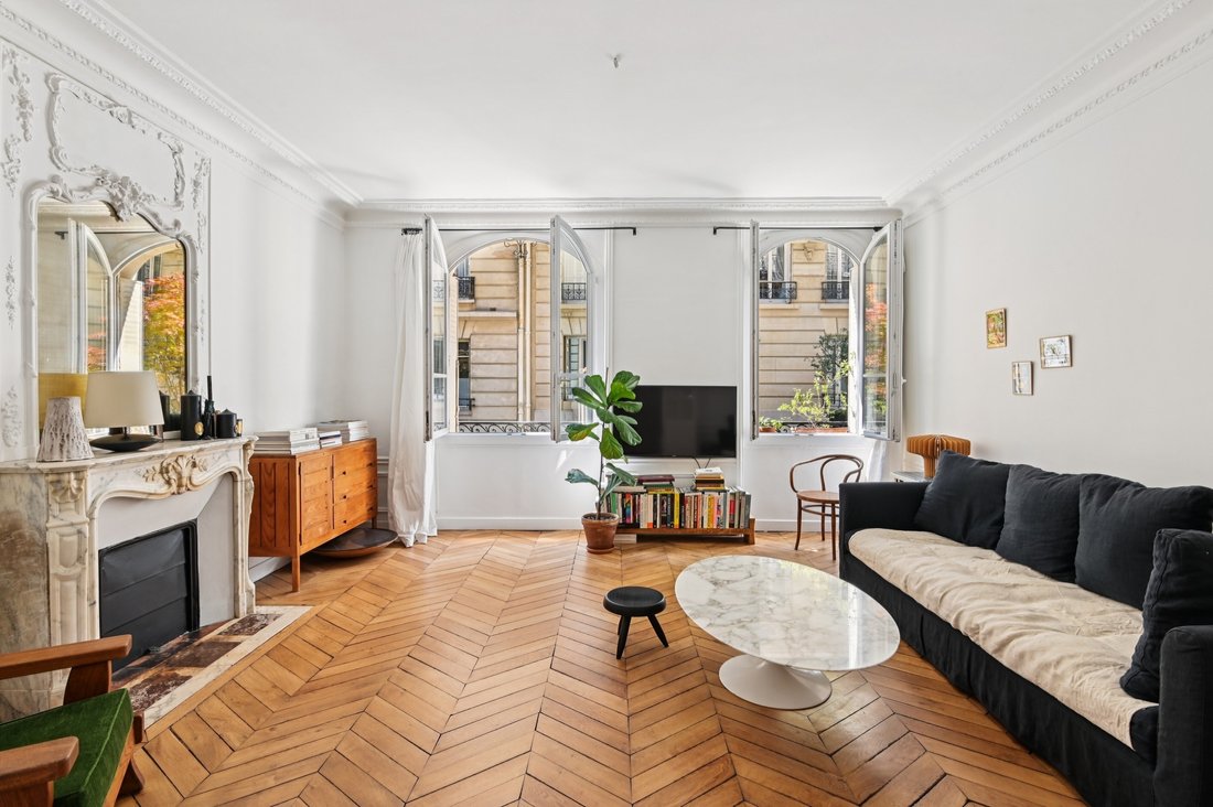 Apartment in Trudaine-Maubeuge, Paris 9e Arrondissement, Paris 2 - 17096577