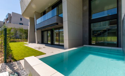 House in Pozuelo de Alarcon, Community of Madrid, Spain 1